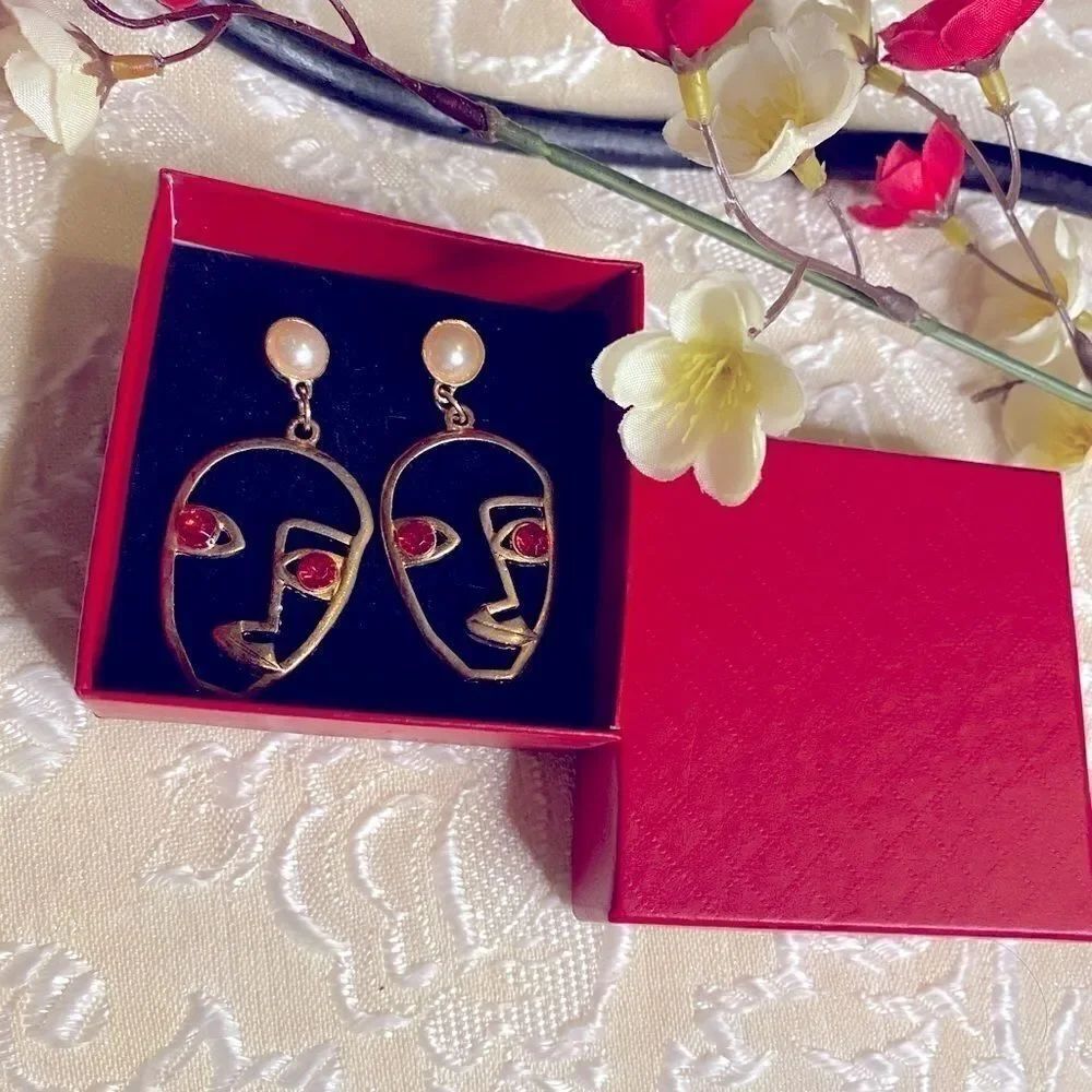 🎁Fashion jewelry Pearl Rhinestone Earrings